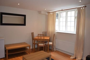 2 bed flat, Forth Place, Newcastle Upon Tyne, Newcastle, NE14ES - Image 2